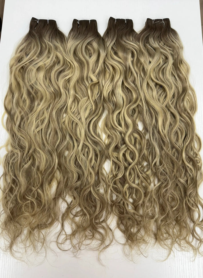 Kýma Butterfly Wefts (Wavy) Malia